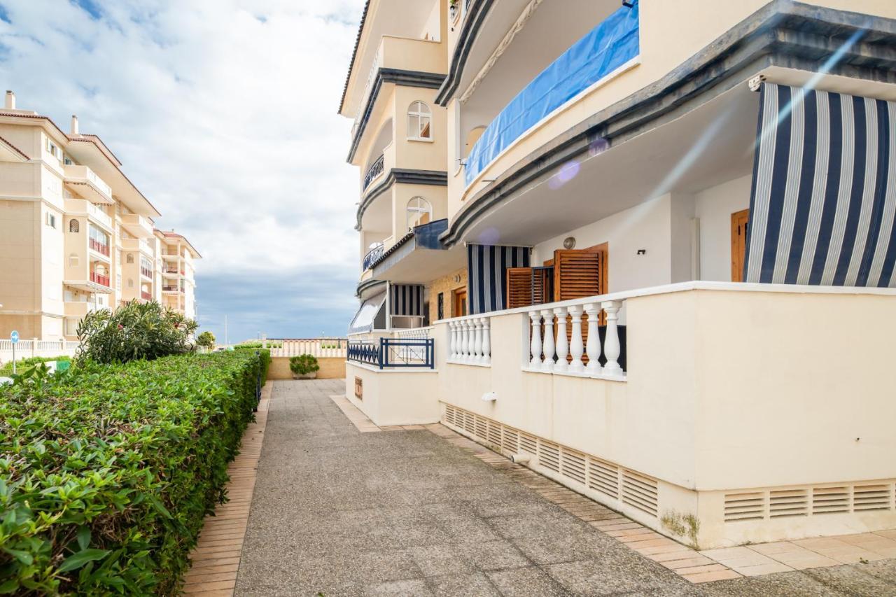 Martas Apartment La Mata  Ngoại thất bức ảnh