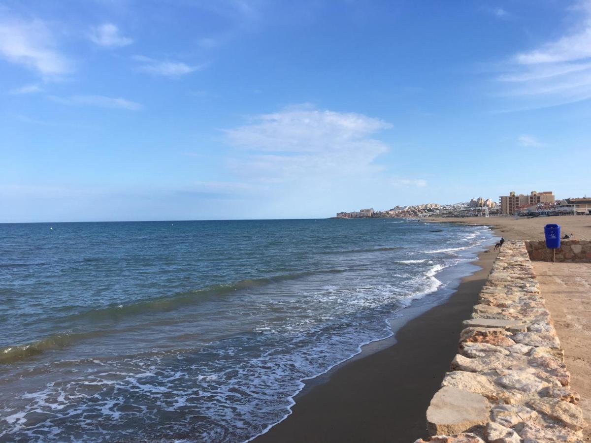 Martas Apartment La Mata  Ngoại thất bức ảnh
