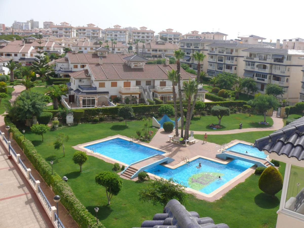 Martas Apartment La Mata  Ngoại thất bức ảnh