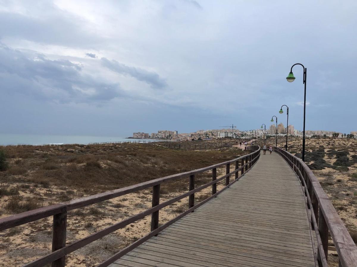 Martas Apartment La Mata  Ngoại thất bức ảnh