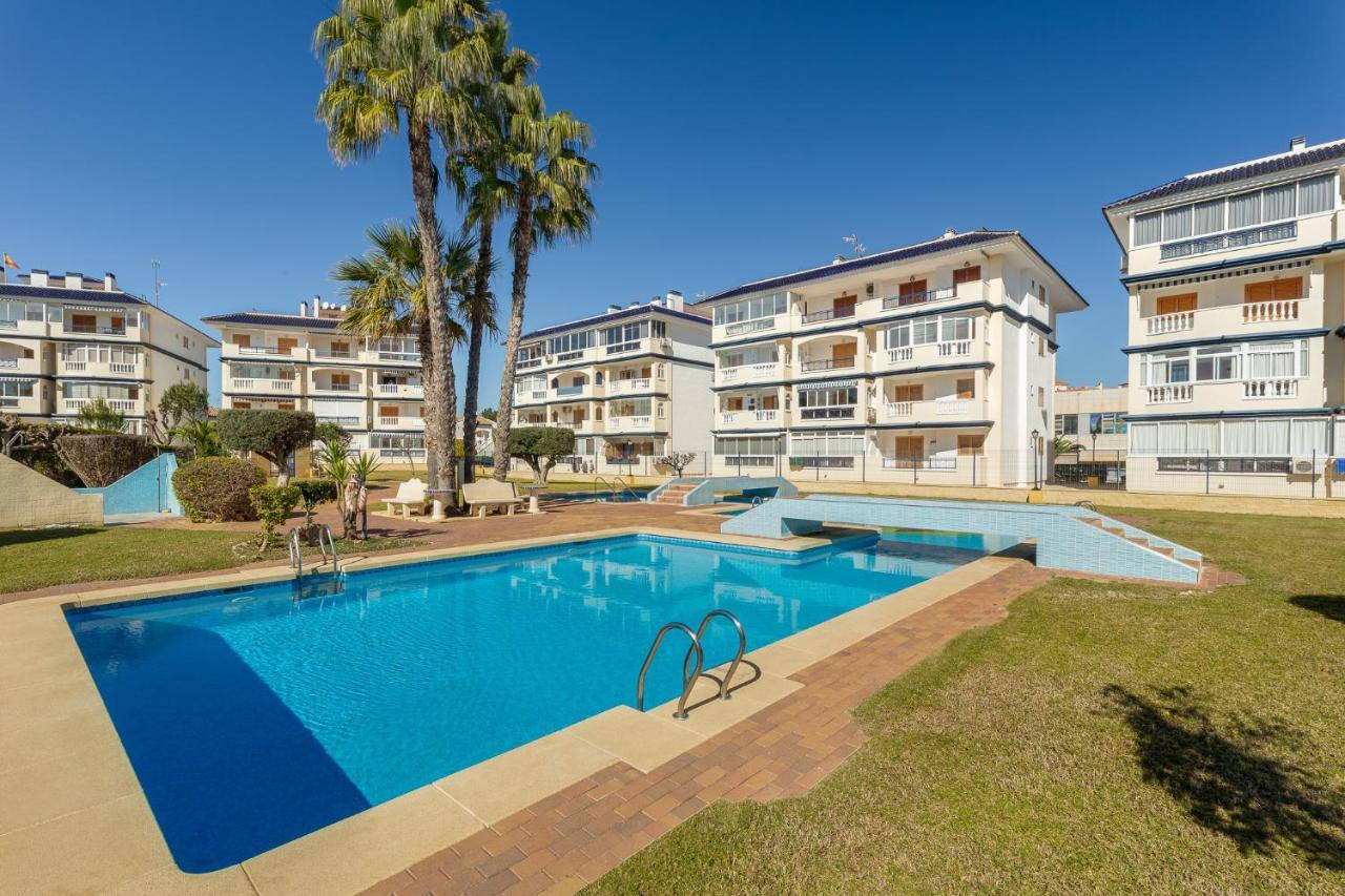 Martas Apartment La Mata  Ngoại thất bức ảnh